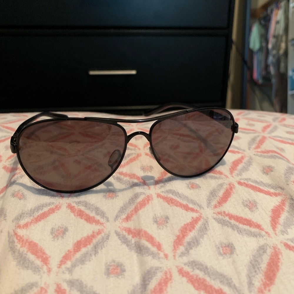 Women’s prism Oakley sunglasses